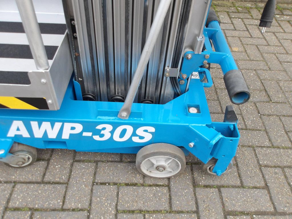 Mast lift AWP-30S 11m Electric 2016