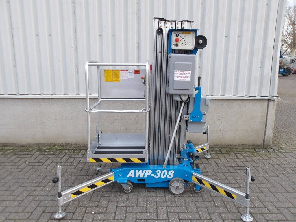 Mast lift AWP-30S 11m Electric 2016