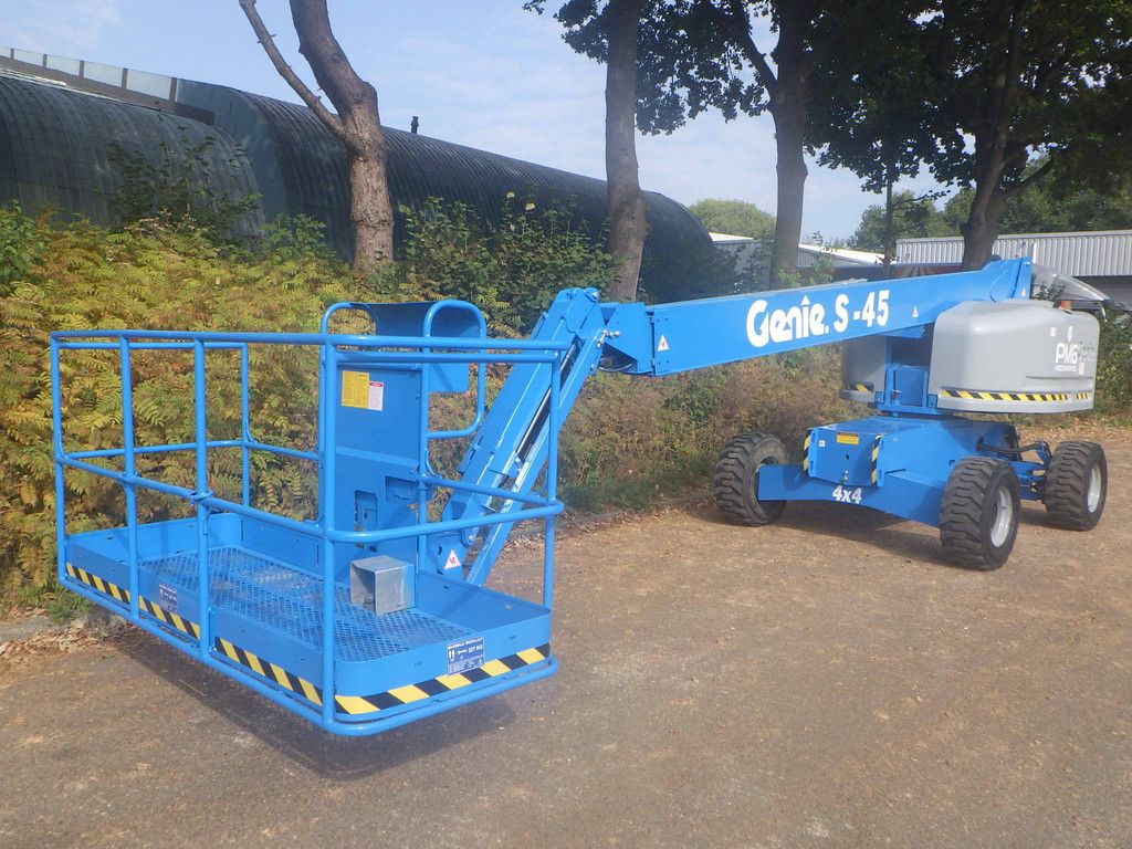 Genie S-45 Diesel 15.72m Telescopic Boom Lift 2014