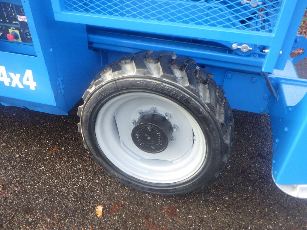 Scissor lift Genie GS-5390RT 18.15m Diesel 2011