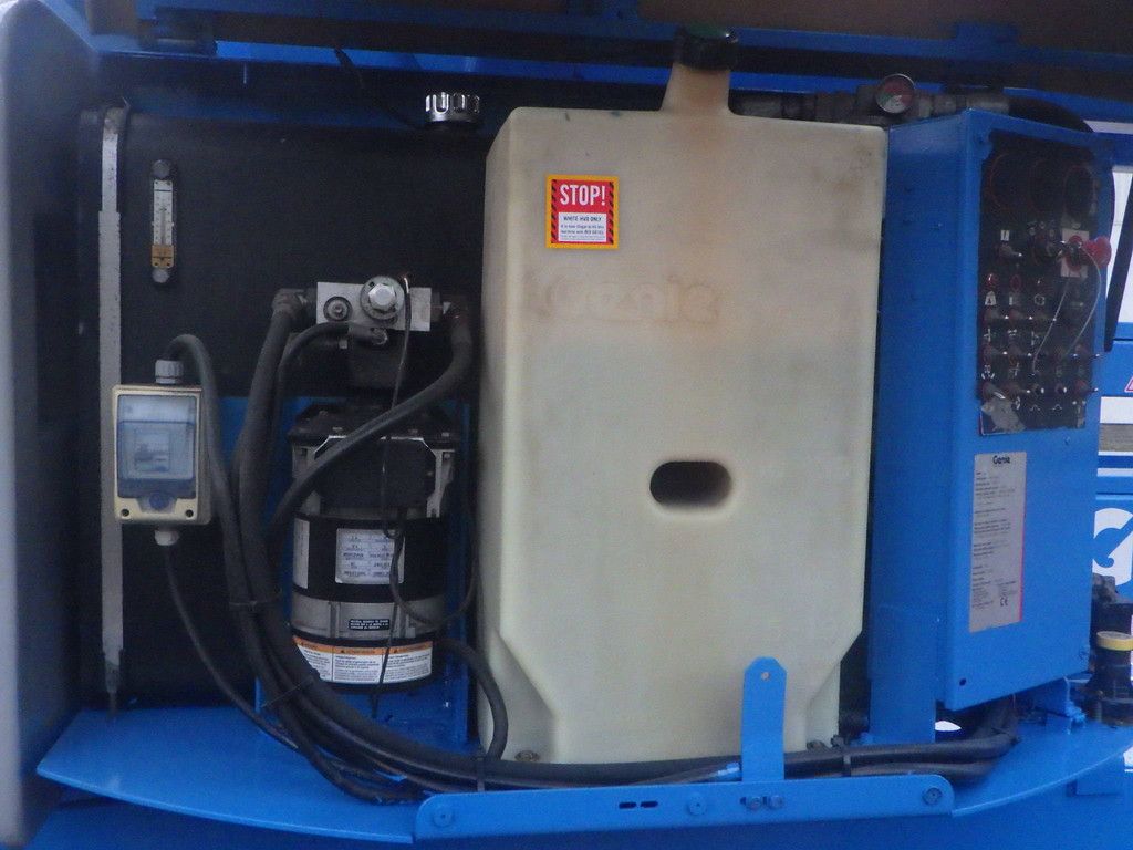 Genie Z-60 20m Diesel Articulated Boom Lift 2012