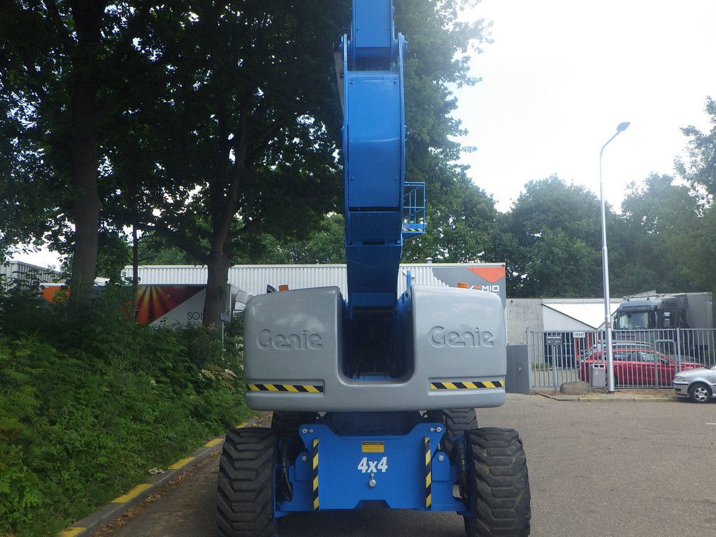 Genie Z-80/60 Diesel 25.77m Articulated Telescopic Boom Lift 2010