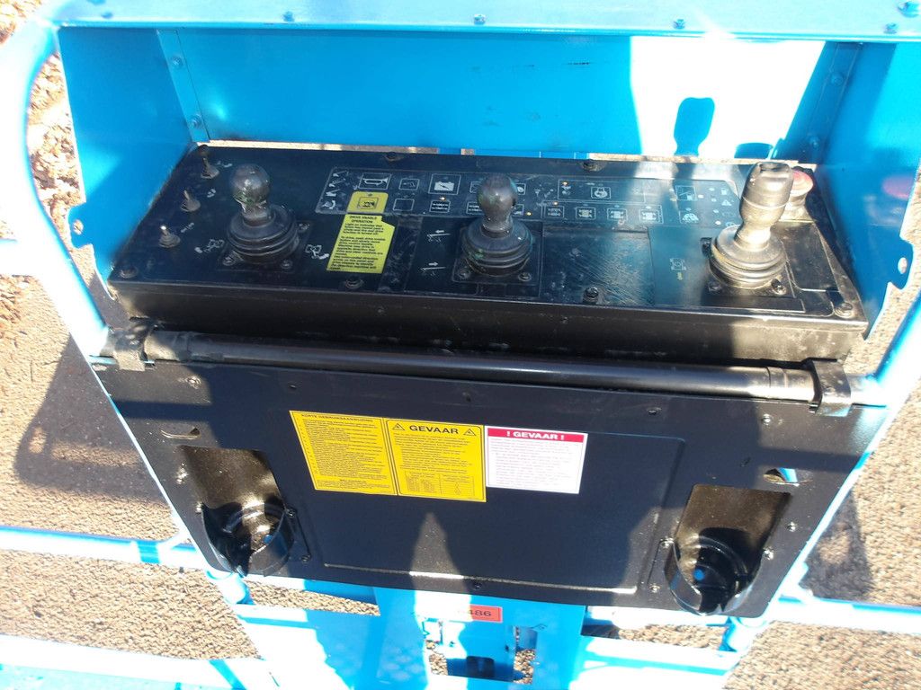 Teleskoparbeitsbühne Genie S-125 40,10 m Diesel 2016