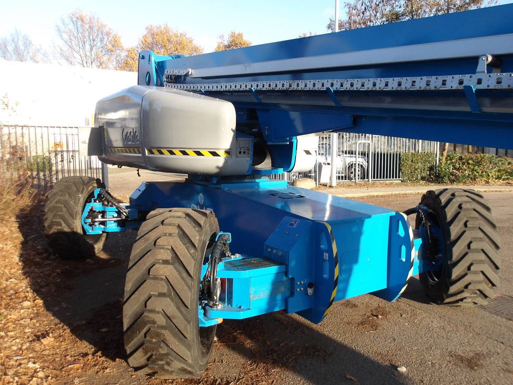 Teleskoparbeitsbühne Genie S-125 40,10 m Diesel 2016