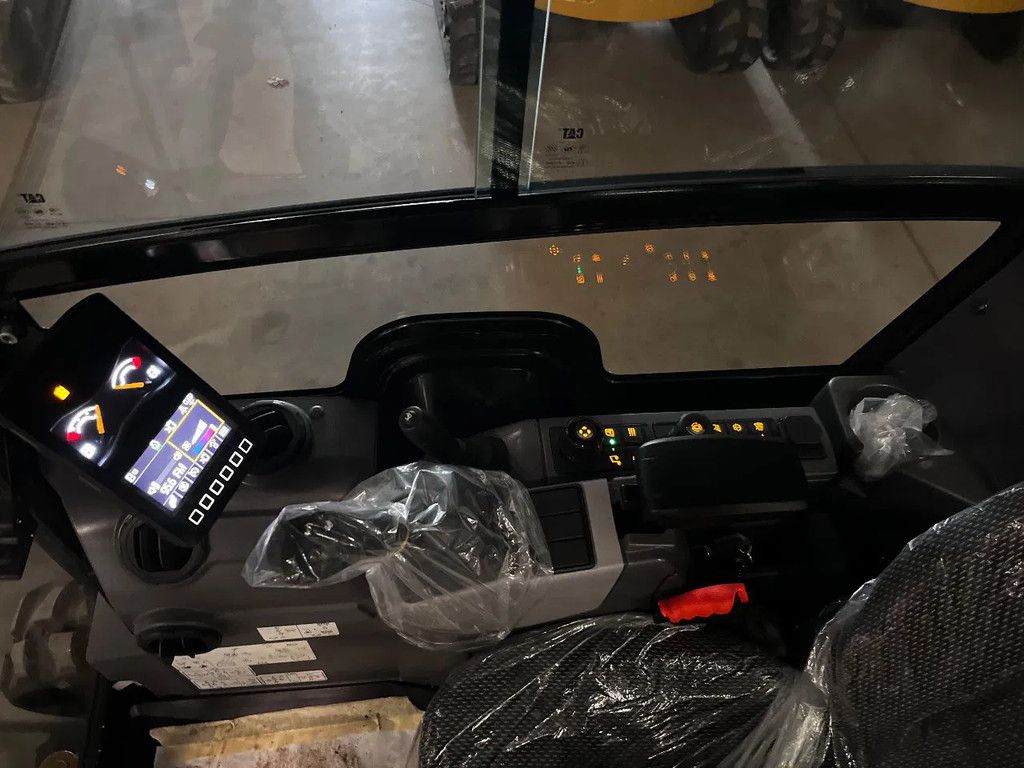 Caterpillar 301.8 End of the year price!!!