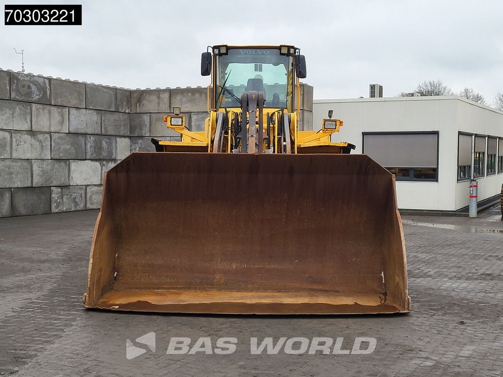 Volvo L220 E Quick Coupler