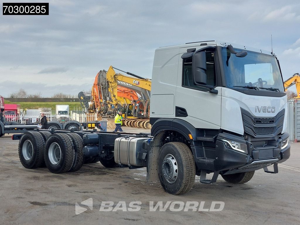 Iveco X-Way X-Way 500 6X4 NEW 6x4 chassis Sleepercab Rear Air suspension Automatic Euro 6
