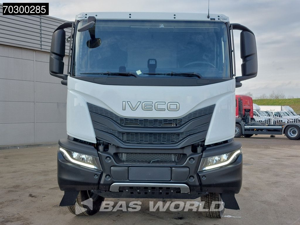 Iveco X-Way X-Way 500 6X4 NEW 6x4 chassis Sleepercab Rear Air suspension Automatic Euro 6