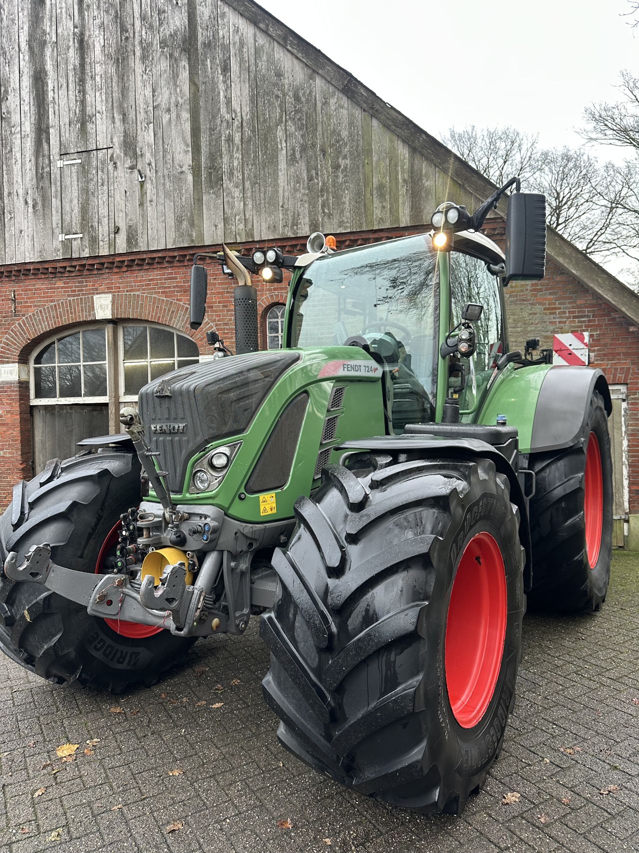 Fendt 724 Profi Plus
