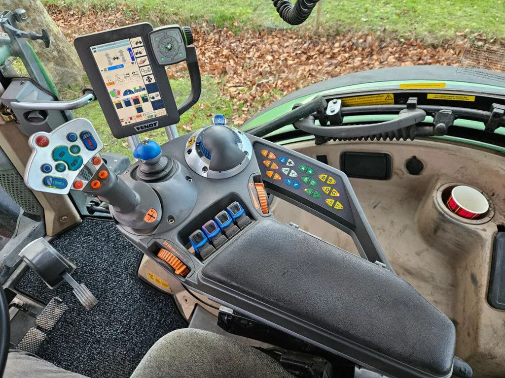 Fendt 724 scr Profi met te openen voorraam ( 718 720 722 )