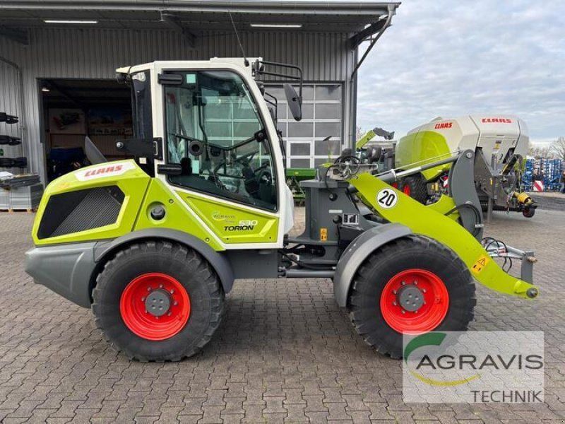 Claas TORION 530