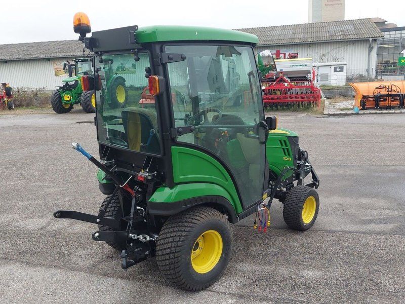 John Deere 1026R