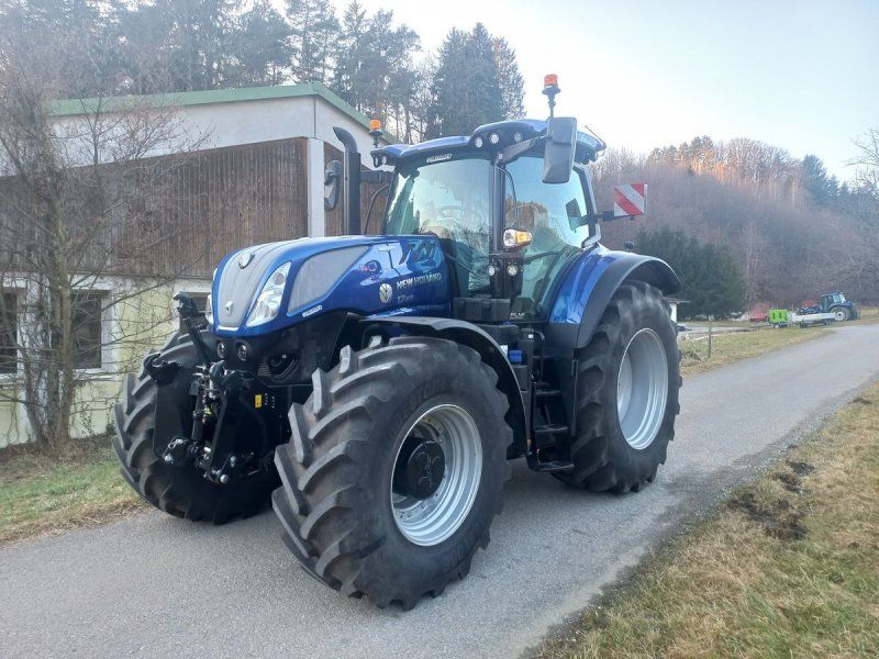 New Holland T 7.300 AC