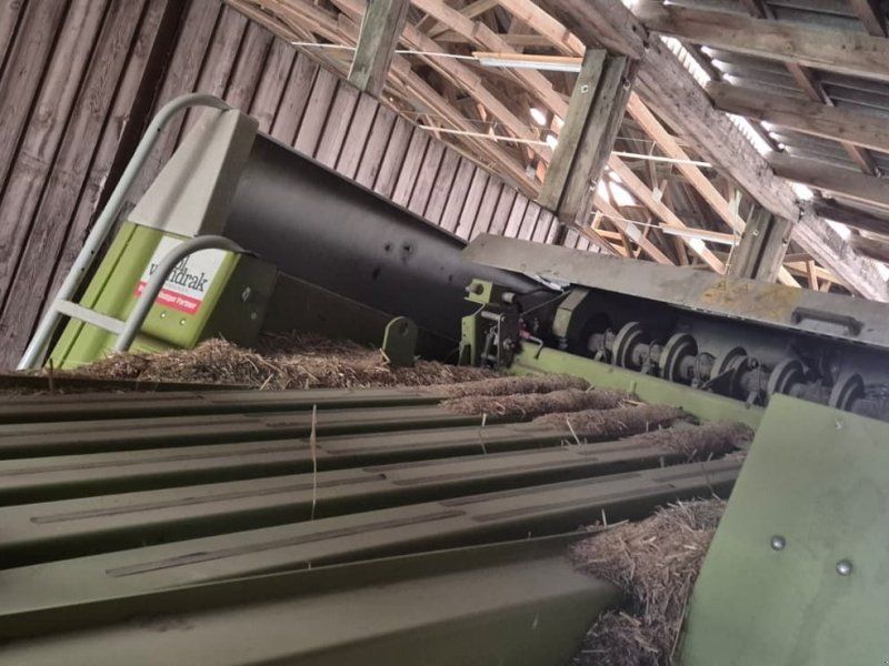 Claas Quadrant  2200 RC