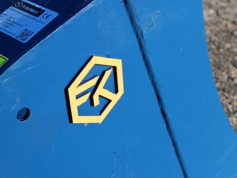 Böschungslöffel hydraulisch 7,5 10t