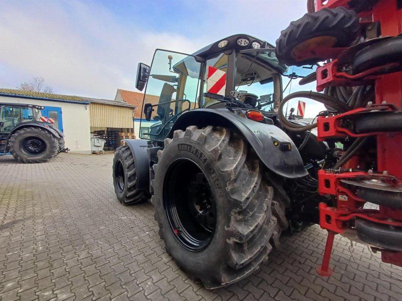 John Deere 6R 250 Black Edition