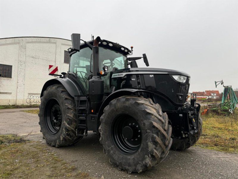 John Deere 6R 250 Sonderlackierung-schwarz