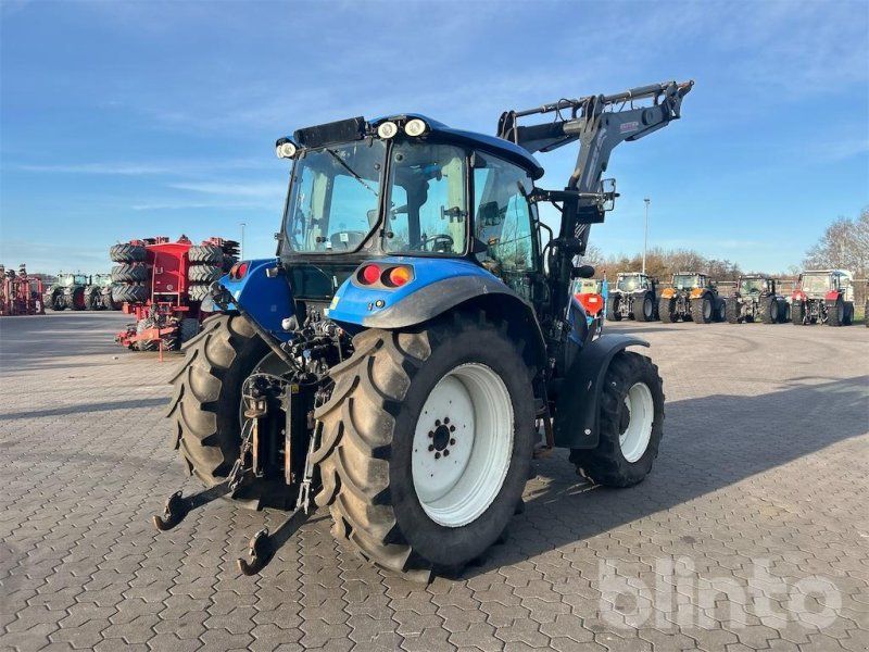 New Holland T4.95