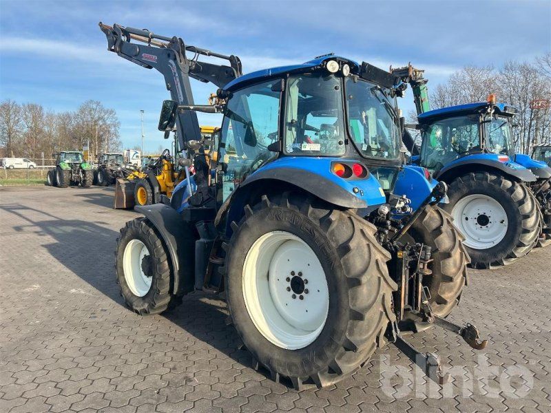 New Holland T4.95