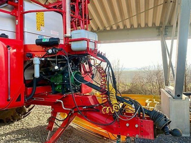 Unia Heron 6036 Anhängespritze 6000 L 36 m Gestänge