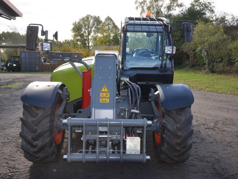 Claas SCORPION 746 VARIPOWER Gener