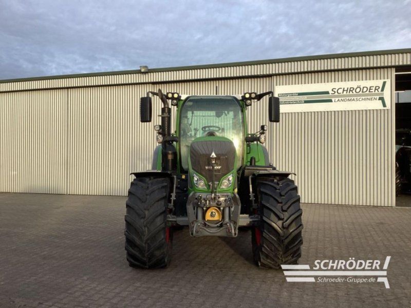 Fendt 718 VARIO S4 PROFI PLUS