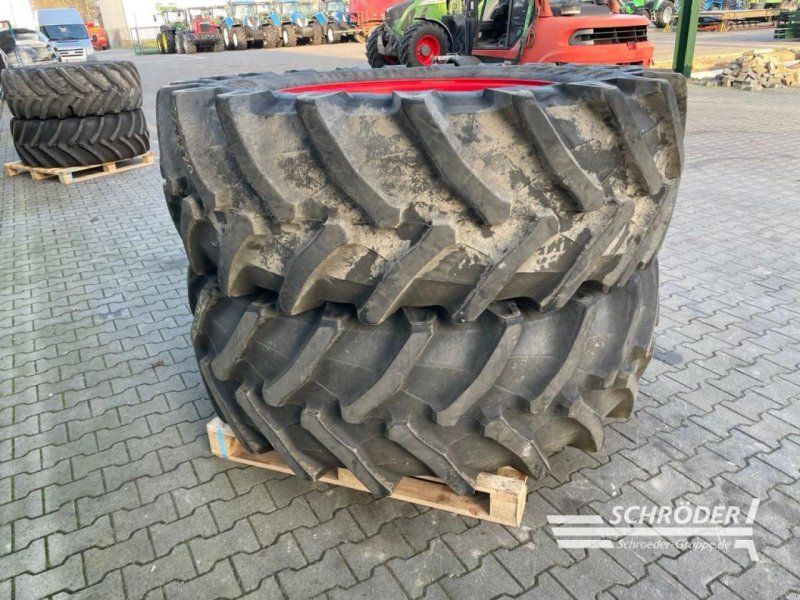 Fendt 2X 580/70 R42 TRELLEBORG