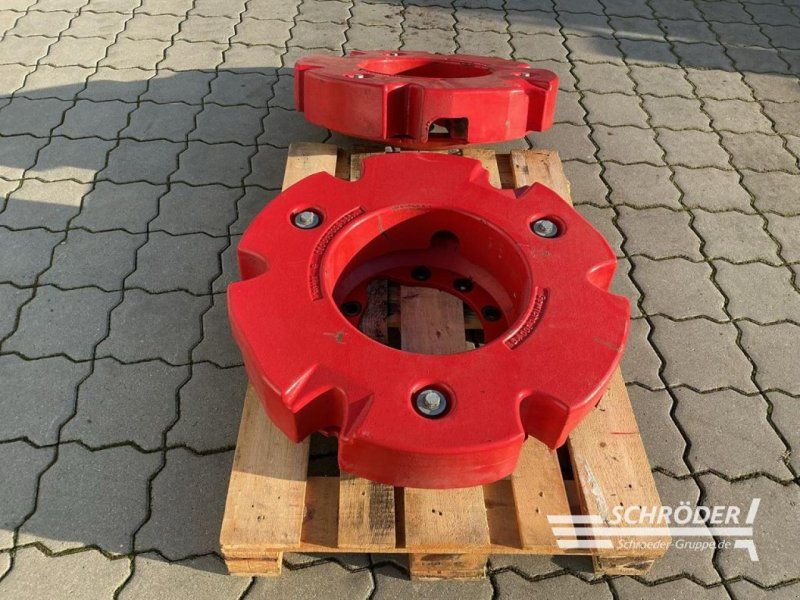 Fendt RADGEWICHTE 2X 300 KG + TRÄGERPLATTEN