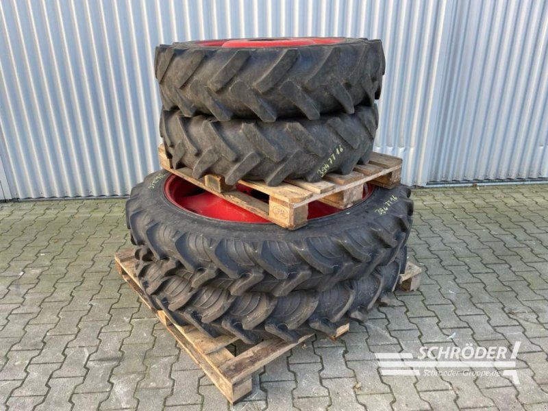 Fendt PFLEGEBEREIFUNG 270/95 R46 + 11.2 R28