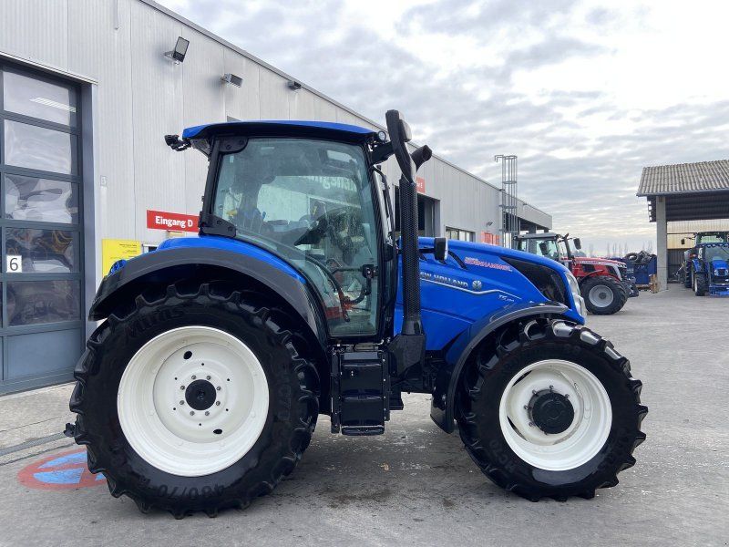 New Holland T5.120 Dynamic Command (Stage V)