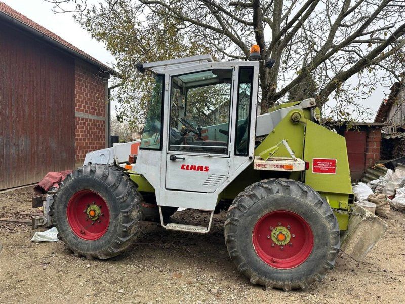 Claas Ranger 906