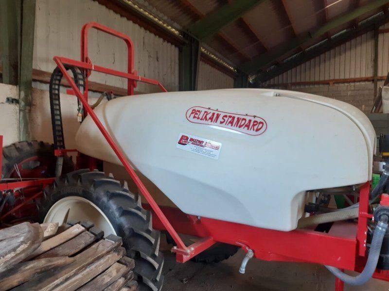 Bury Pelikan Standard