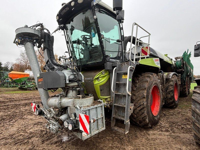 Claas Xerion 4000 SaddleTrac