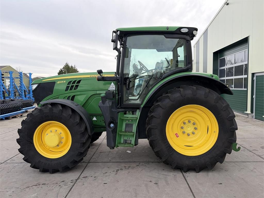 John Deere 6145R
