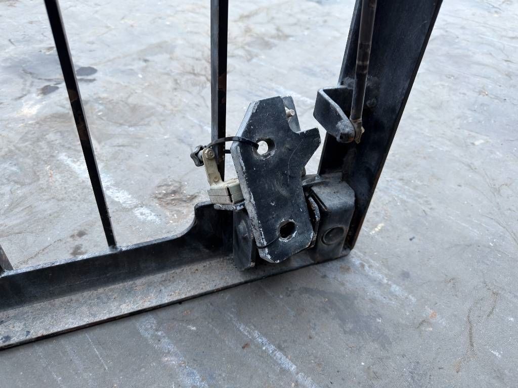 CAT 313E / M315F / 320F / 323E / 325F / 329E / 330F /