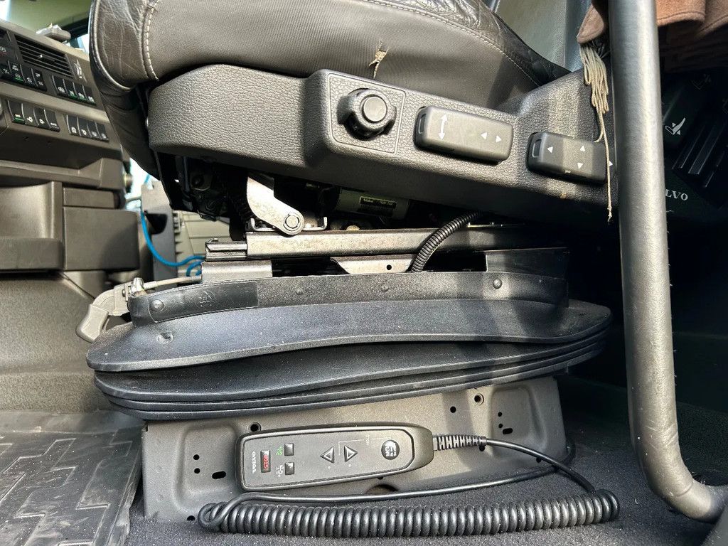 Volvo FH | 6X4/4 LIFT/BOUGY | 2016 | NL TRUCK