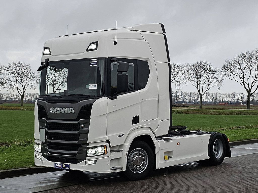 SCANIA R460