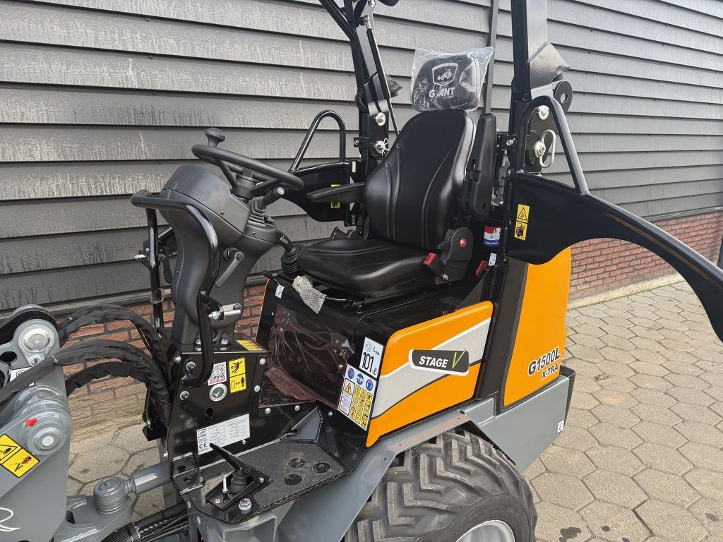 Giant G1500L X-tra minishovel (L = extra hefvermogen!)