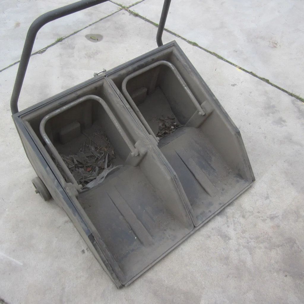 Overige Opzit veegmachine RCM Atom/E-plus .