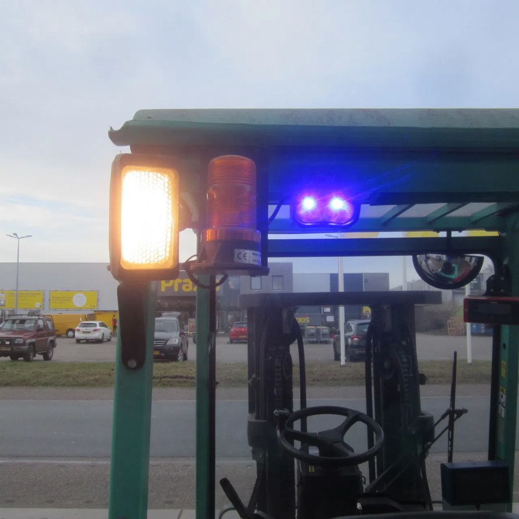 Mitsubishi Heftruck FB25K elek., weeginstallatie, triplomast, side shift.