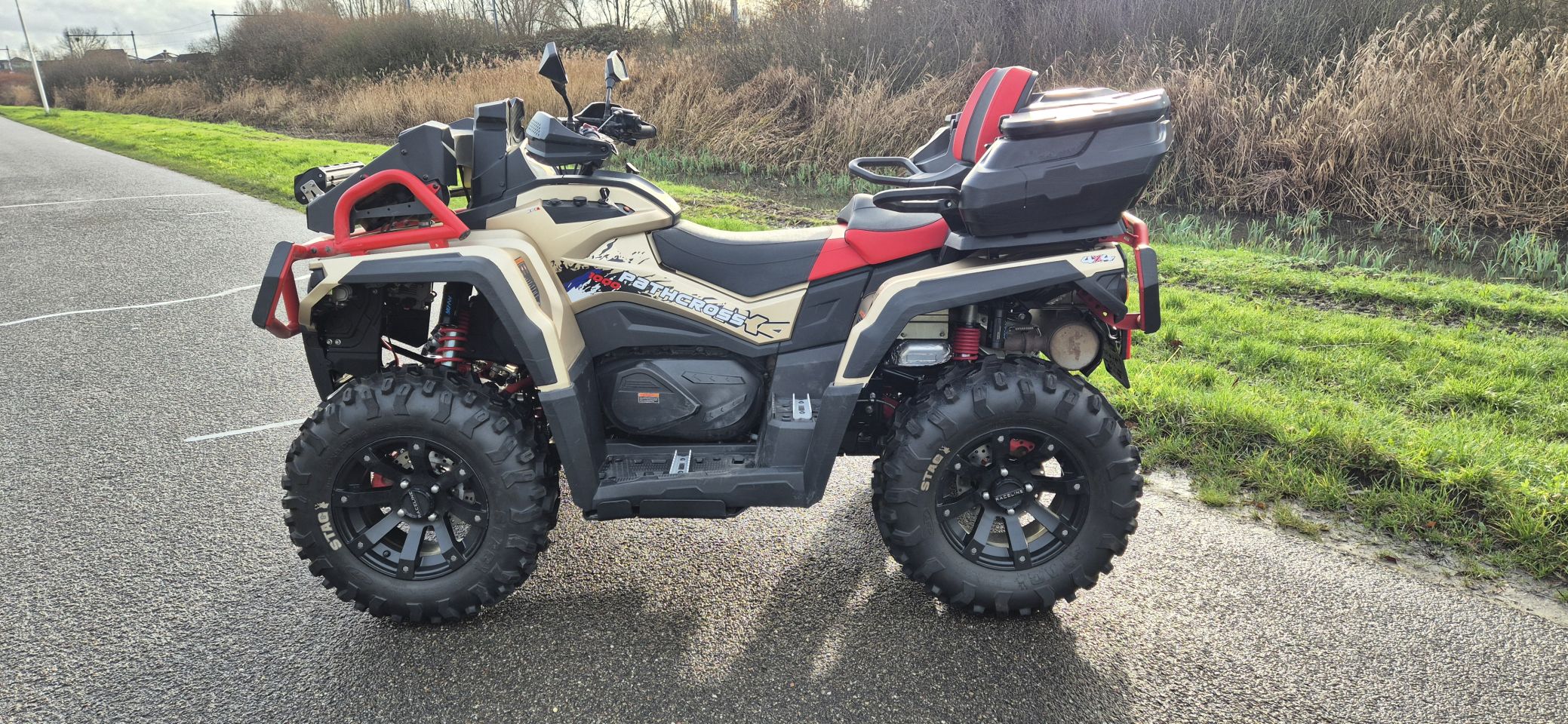 Aodes Pathcross 1000L T kenteken mudversie kanon in het terrein