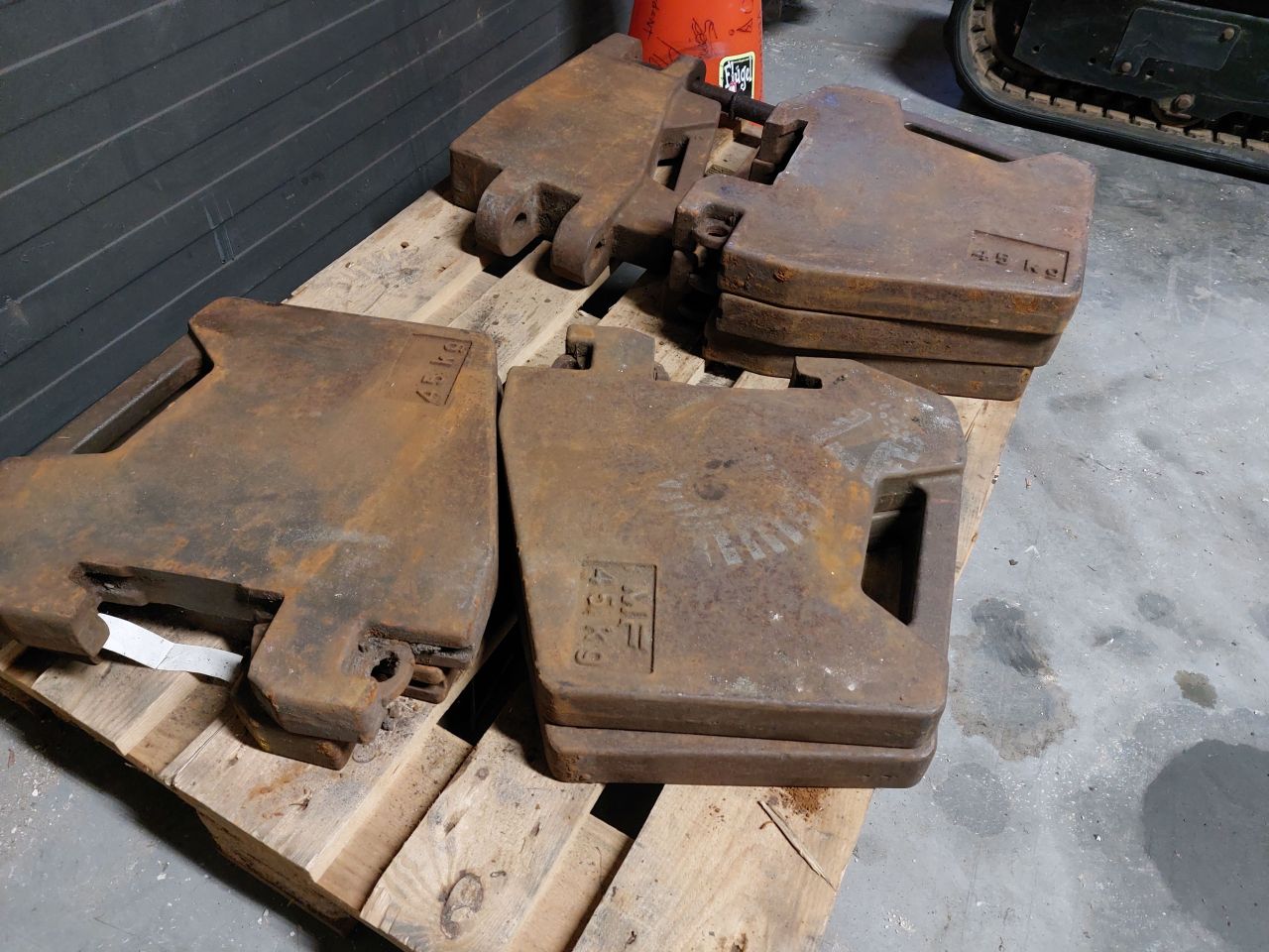 Frontwichten en grondschaaf