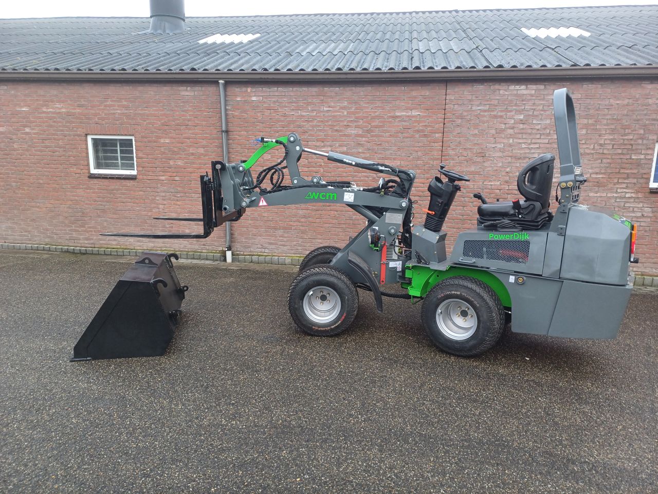 Minishovel WCM -L1812 Kubota diesel