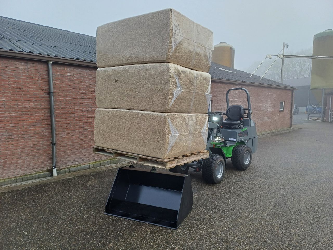 Minishovel WCM -L1812 Kubota diesel