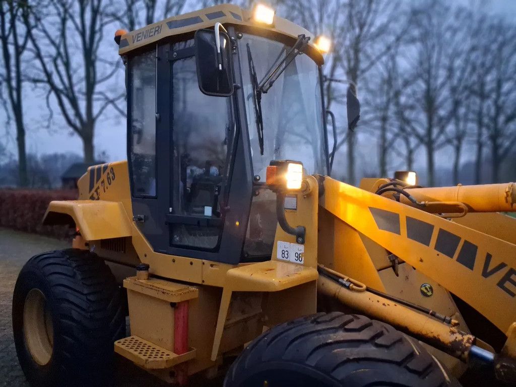 Venieri VF 7.63 shovel met lepels puinbak bak 35km