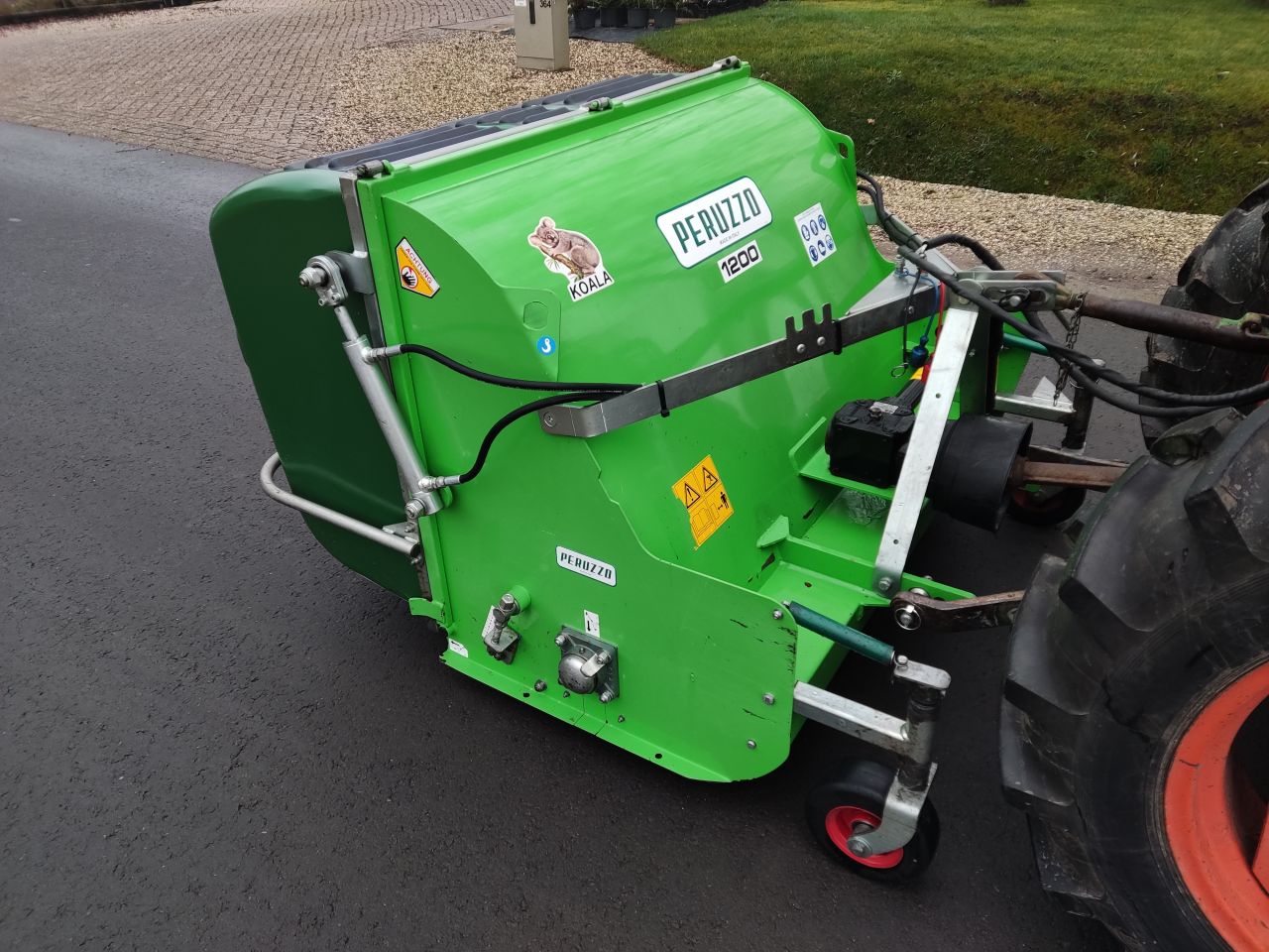 PERUZZO klepelmaaier met opvang (type Koala 1200, 120 cm.)