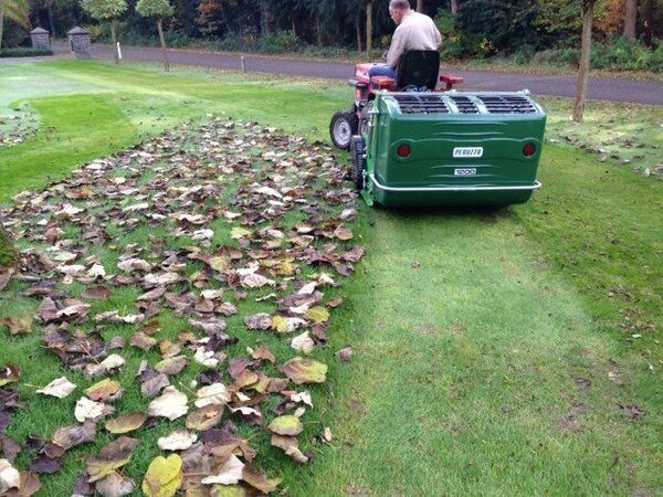 PERUZZO klepelmaaier met opvang (type Koala 1200, 120 cm.)