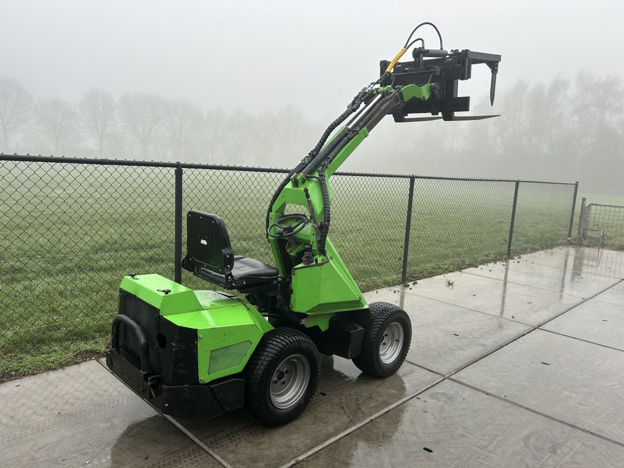 Avant multi shovel (MARGE)