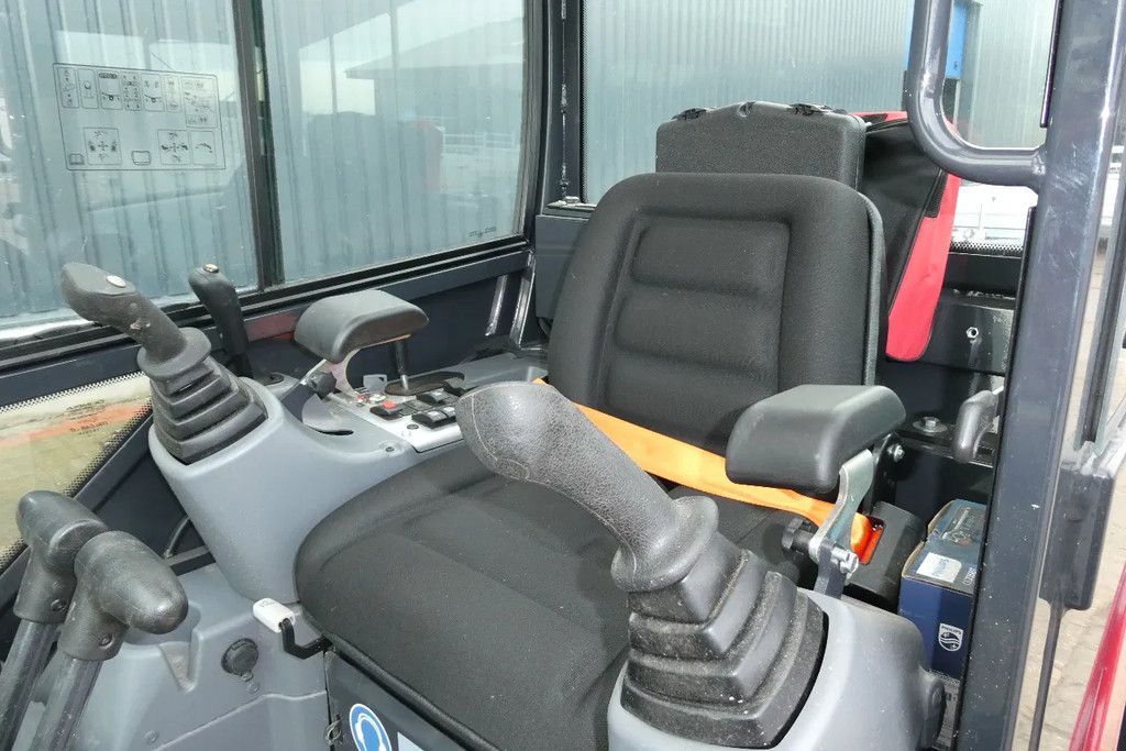 Yanmar SV15