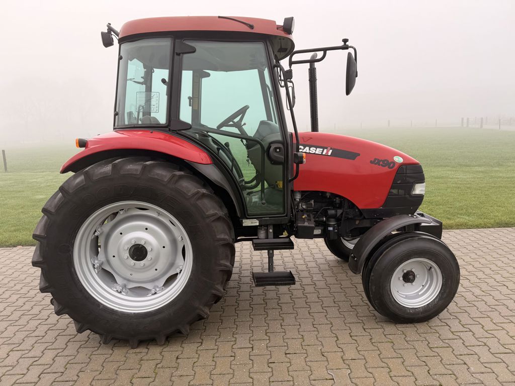 Case IH JX 90